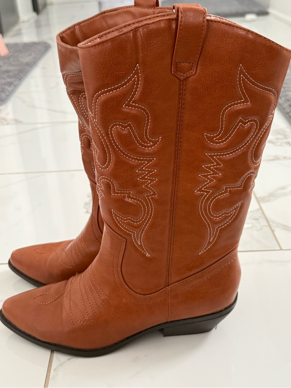 Women's Cognac Western Lace-Up Boots with Decorative Stitching